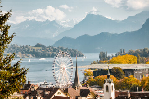 Herbstliche Aussicht von der Museggmauer über den Vierwaldstättersee | Luzern Tourismus, Anina Fässler