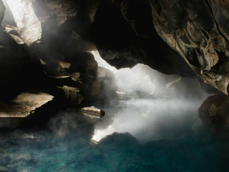 Gletscher Höhle